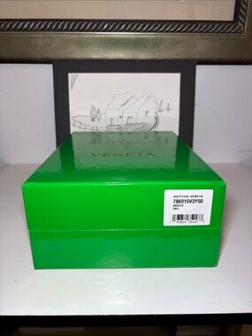 Borrega Veneta Empty Green Shoe Box